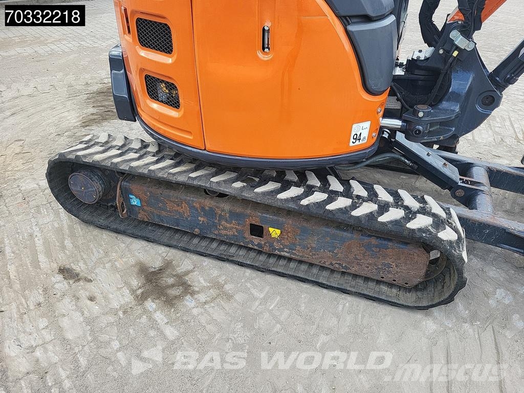 Hitachi ZX33 U-6 CLR A/C - 3 Buckets Minigraafmachines < 7t