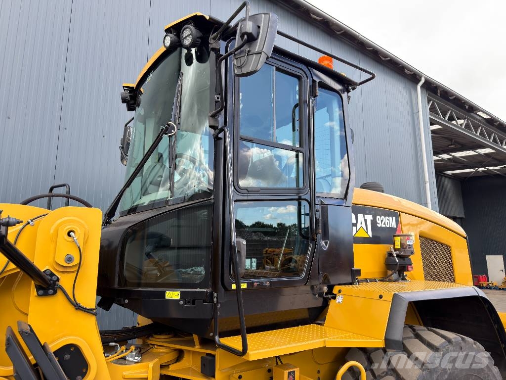 CAT 926M - 990 HOURS - FORKS - 3rd VALVE Kolesové nakladače