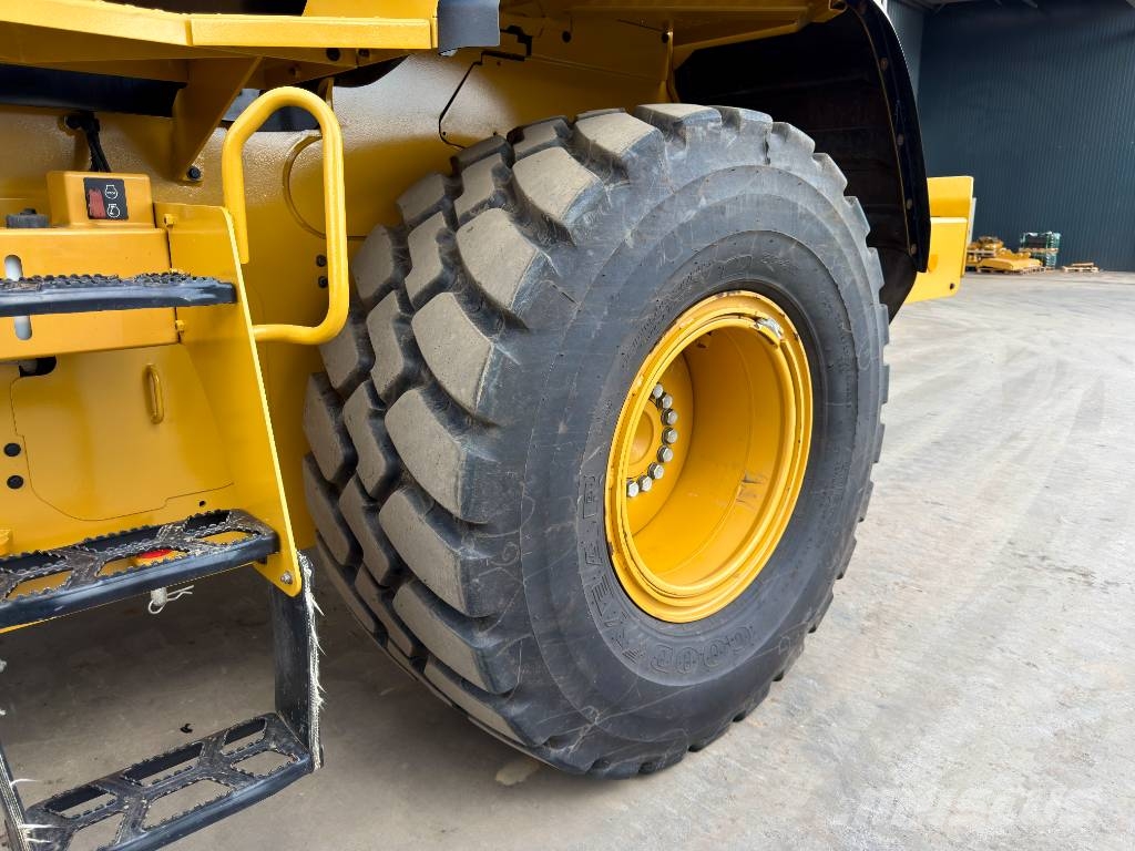 CAT 926M - 990 HOURS - FORKS - 3rd VALVE Kolesové nakladače