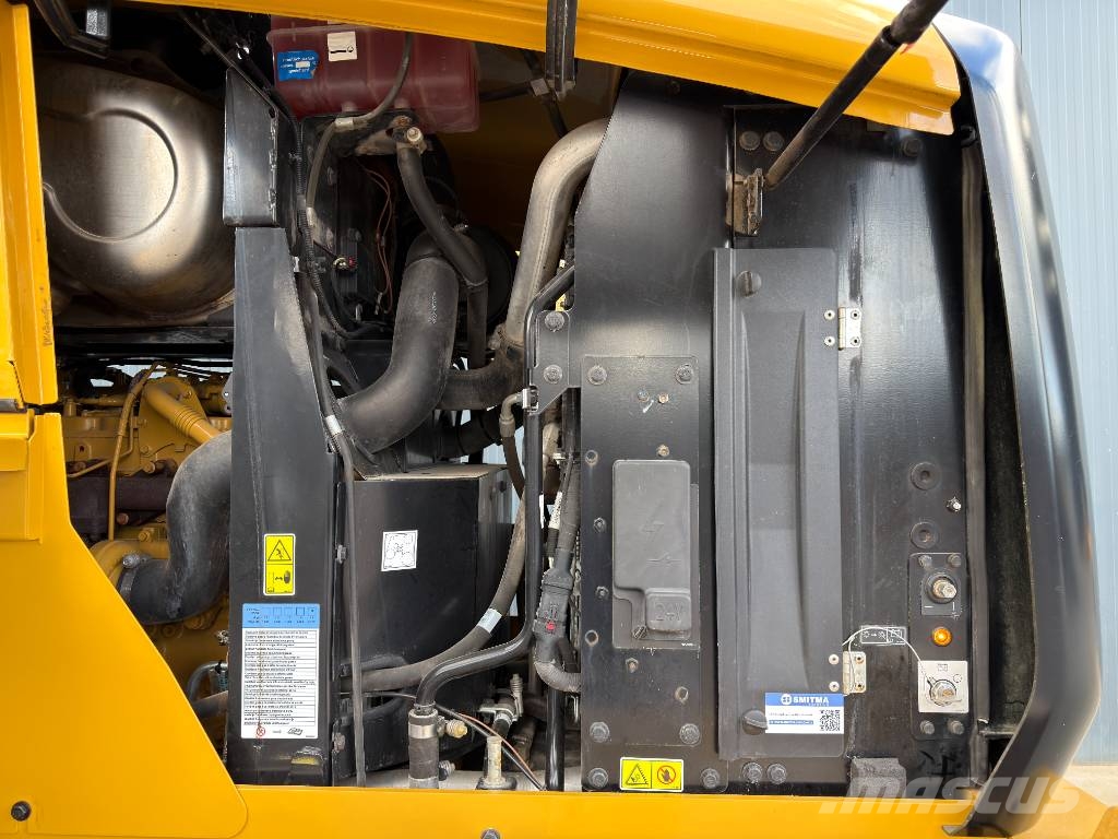 CAT 926M - 990 HOURS - FORKS - 3rd VALVE Kolesové nakladače