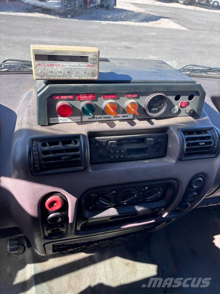 Renault Mascott Emelőkosaras Camion nacelle