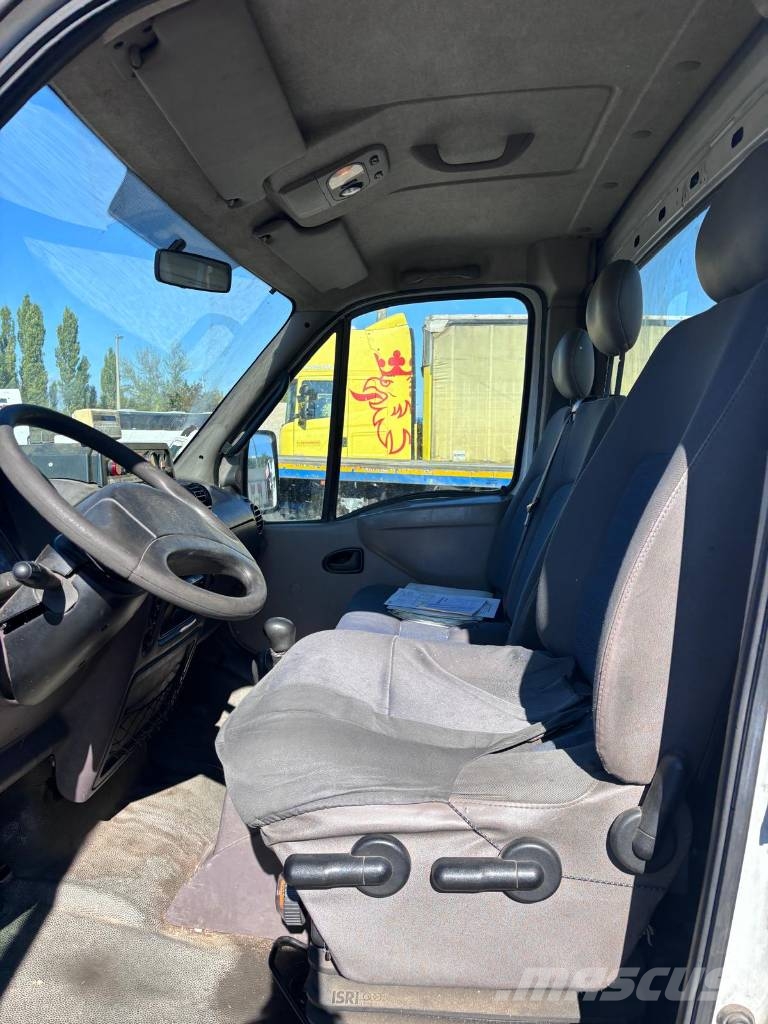 Renault Mascott Emelőkosaras Camion nacelle