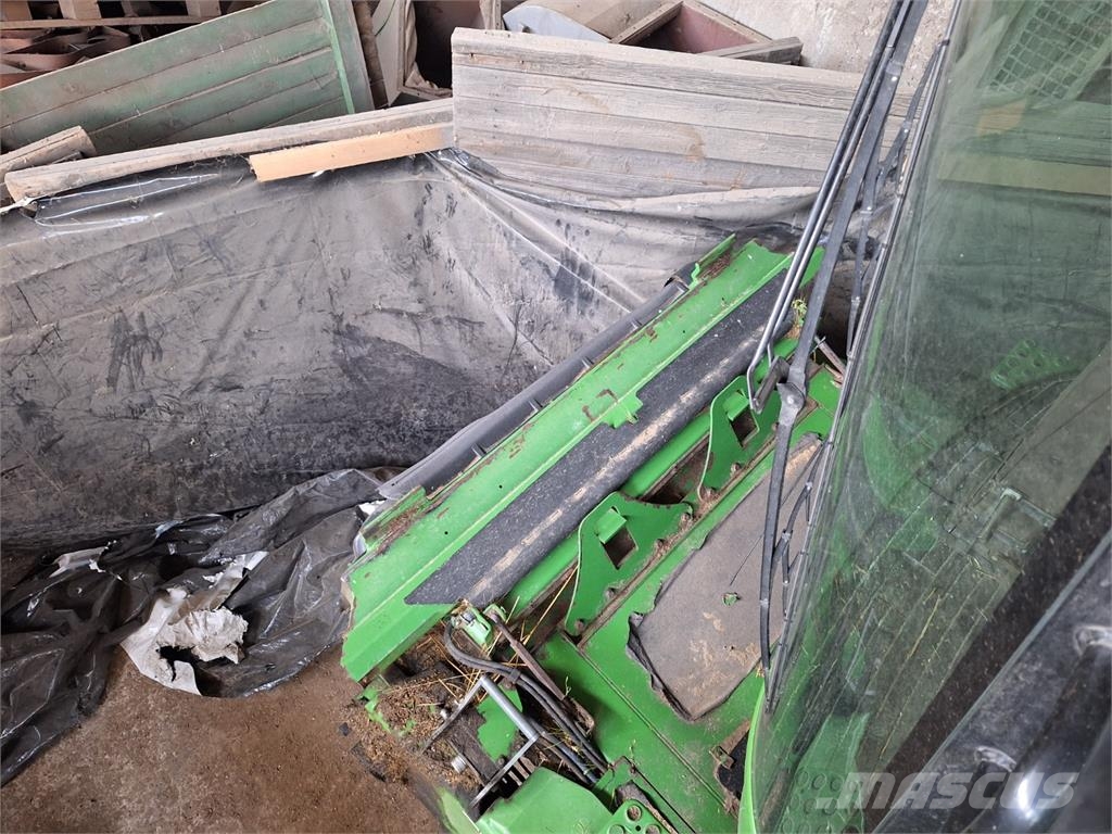 John Deere S 690 I معدات البناء - غير ذلك