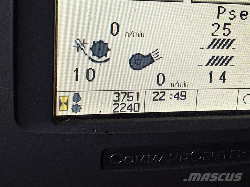 John Deere S 690 I + LIŠTA JOHN DEERE 630R + ŘEPKOVÝ ADAPTÉR Stavebnictví - ostatní