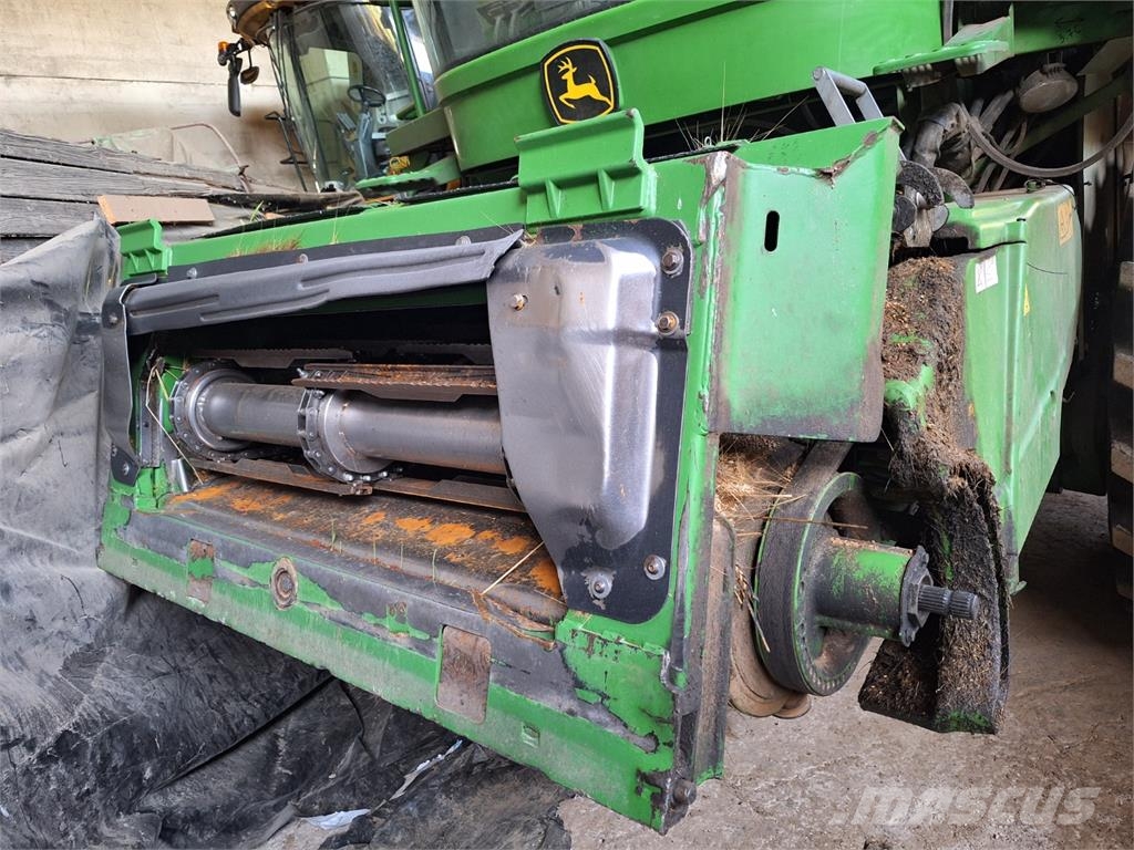 John Deere S 690 I + LIŠTA JOHN DEERE 630R + ŘEPKOVÝ ADAPTÉR Stavebnictví - ostatní