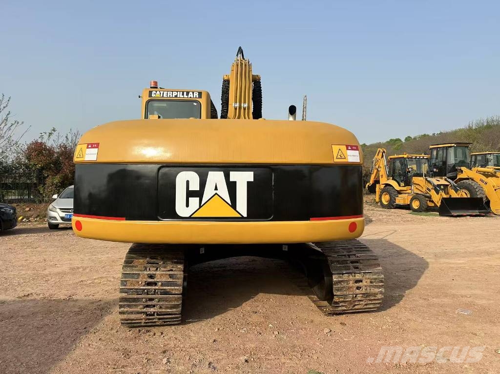 CAT 320CL 대형 굴삭기 29톤 이상