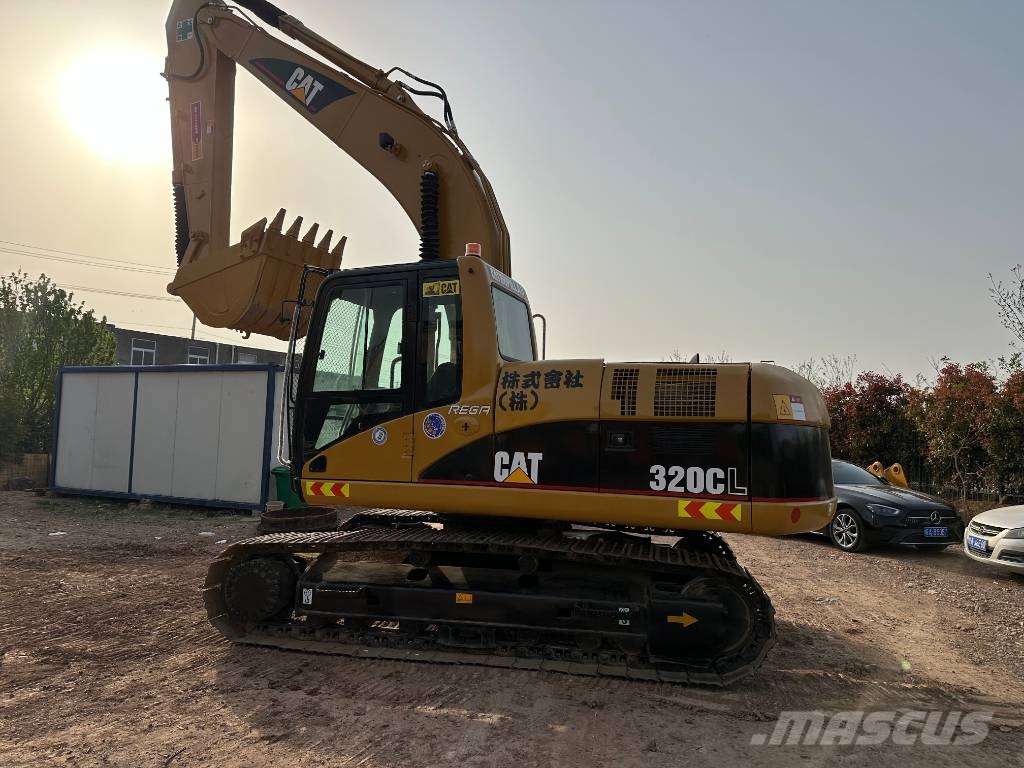 CAT 320CL 대형 굴삭기 29톤 이상