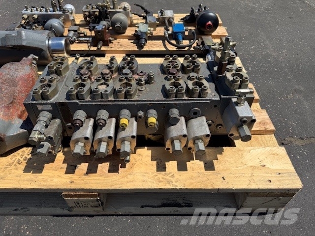 Liebherr A 316 INDUSTRIAL HYDRAULIC BLOCK Hüdraulika