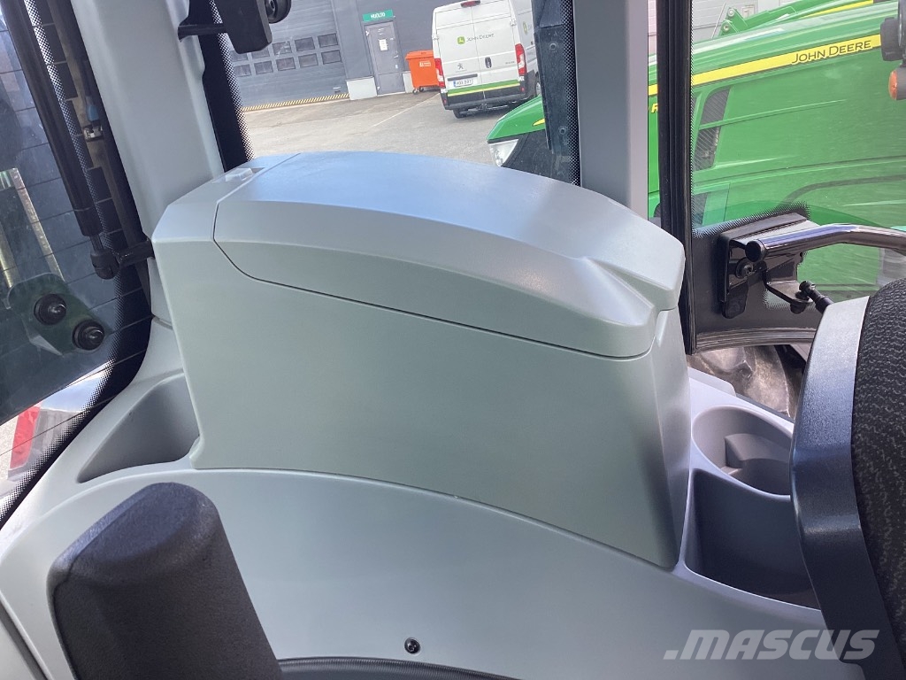 Valtra Q245 Traktorok