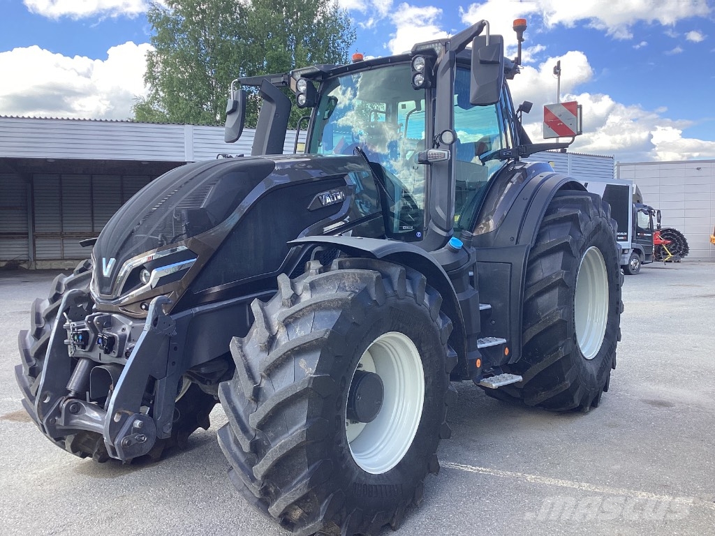 Valtra Q245 Traktorok
