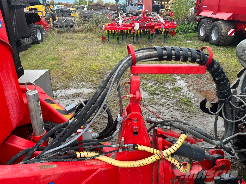 Fendt 415 Vario Lastare FL Traktorid