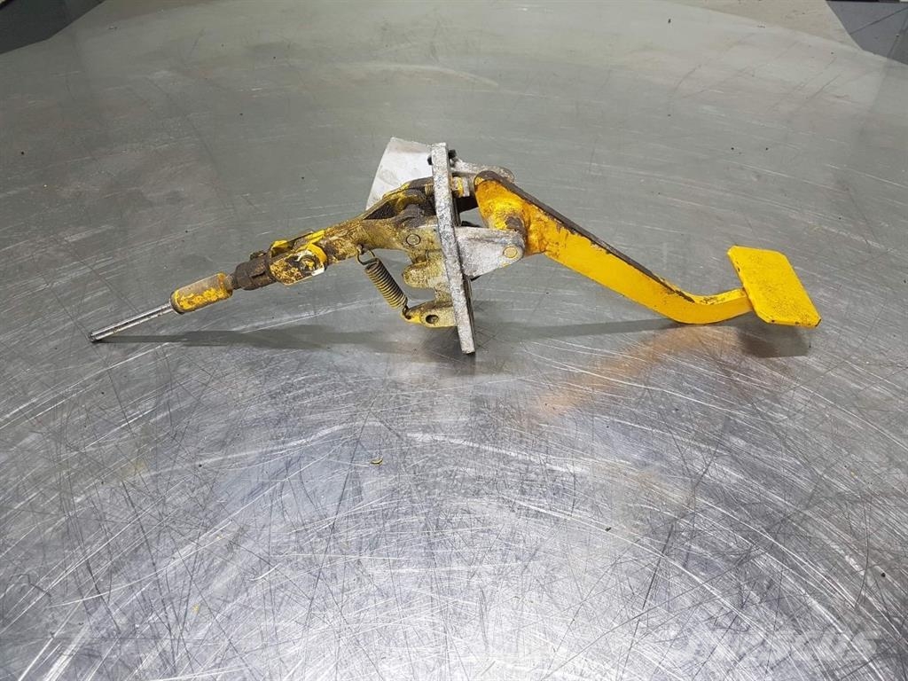 Zettelmeyer ZL1001 - Brake pedal Kabinen