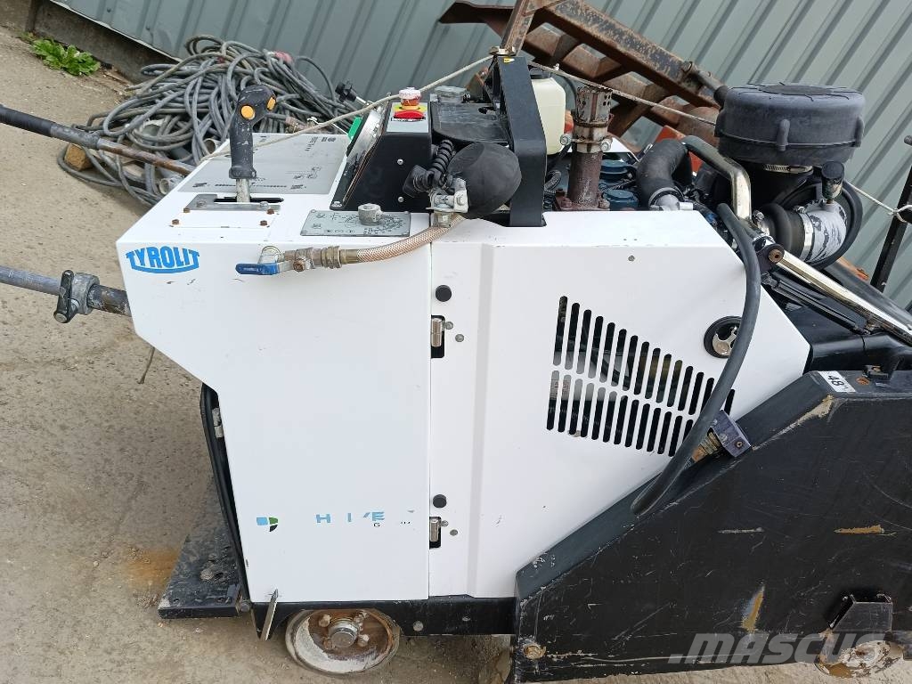 Tyrolit FSD1274P sten beton diamant zaag saw cement road Steen en betonzagen