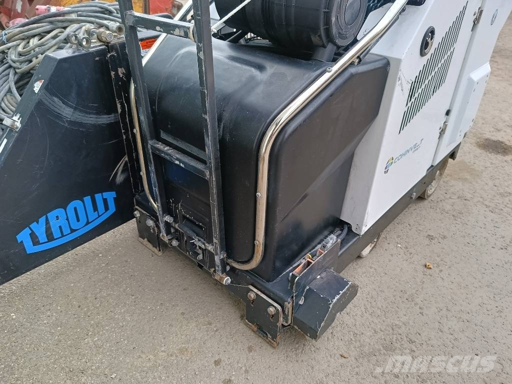 Tyrolit FSD1274P sten beton diamant zaag saw cement road Steen en betonzagen