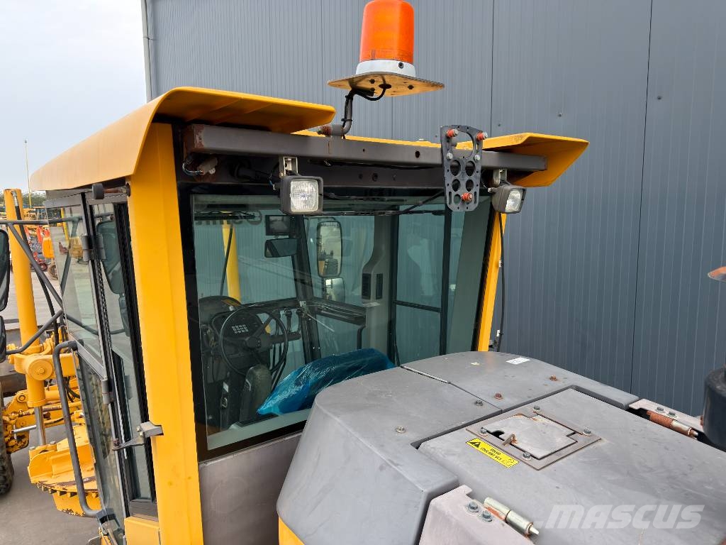 Volvo G930 - CE Tiehöylät