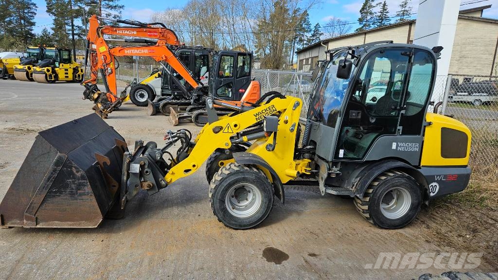 Wacker Neuson WL 32 Wheel loaders