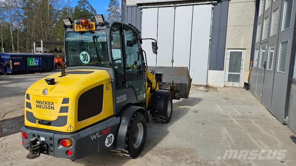 Wacker Neuson WL 32 Wheel loaders