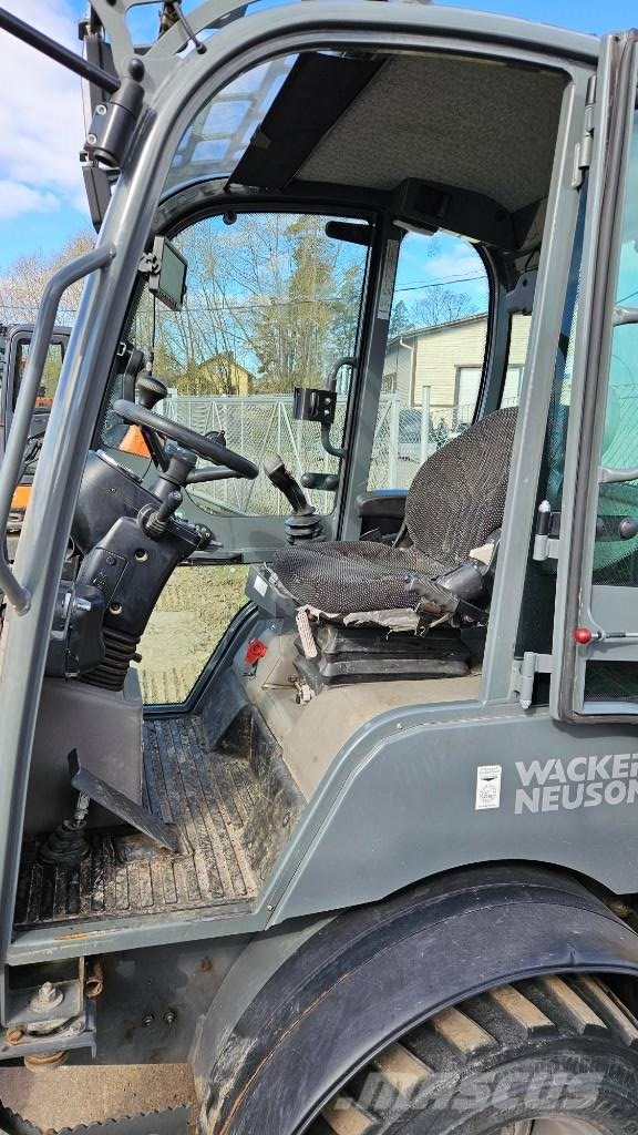 Wacker Neuson WL 32 Wheel loaders