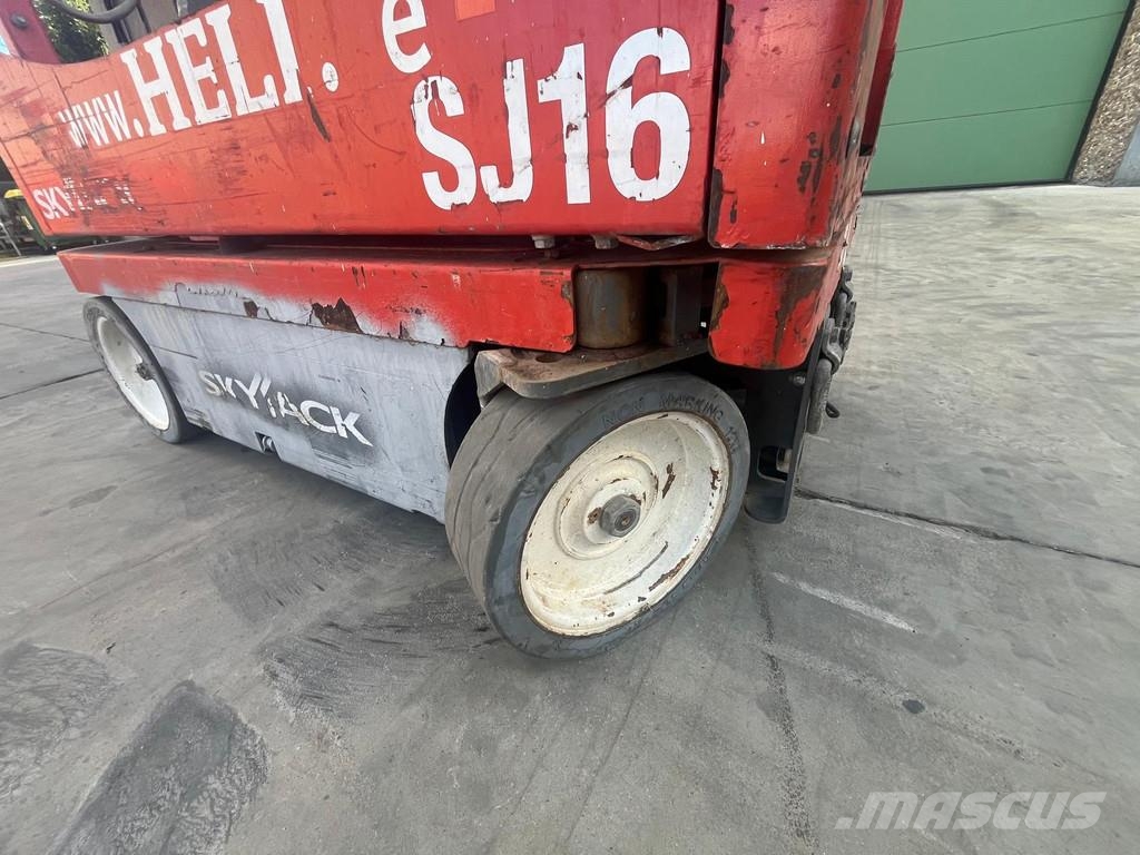 SkyJack SJ16 SJ16 Teleskopbühnen
