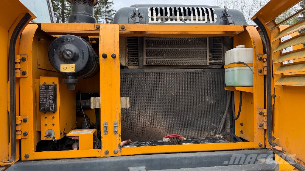 Hyundai Robex 210 LC-7 A Bageri guseničari