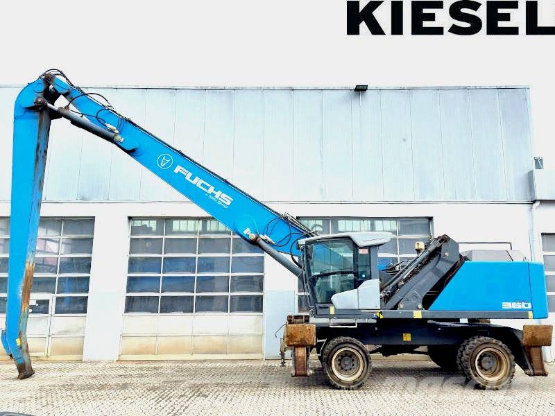 Fuchs MHL 360 F Materialumschlag