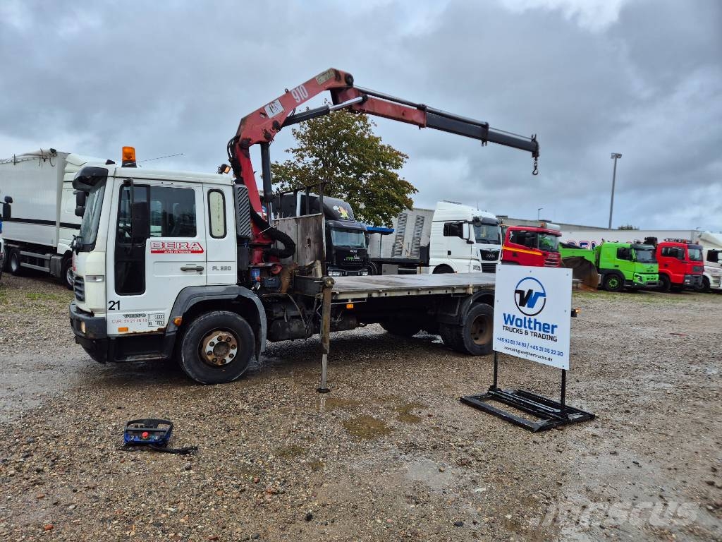 Volvo FL 220 4x2 // HMF 913 - 3 - Radiocontrolled // 크레인 트럭