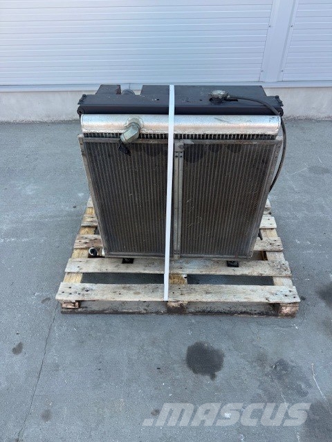 CAT 312 USED COOLER Chłodnice