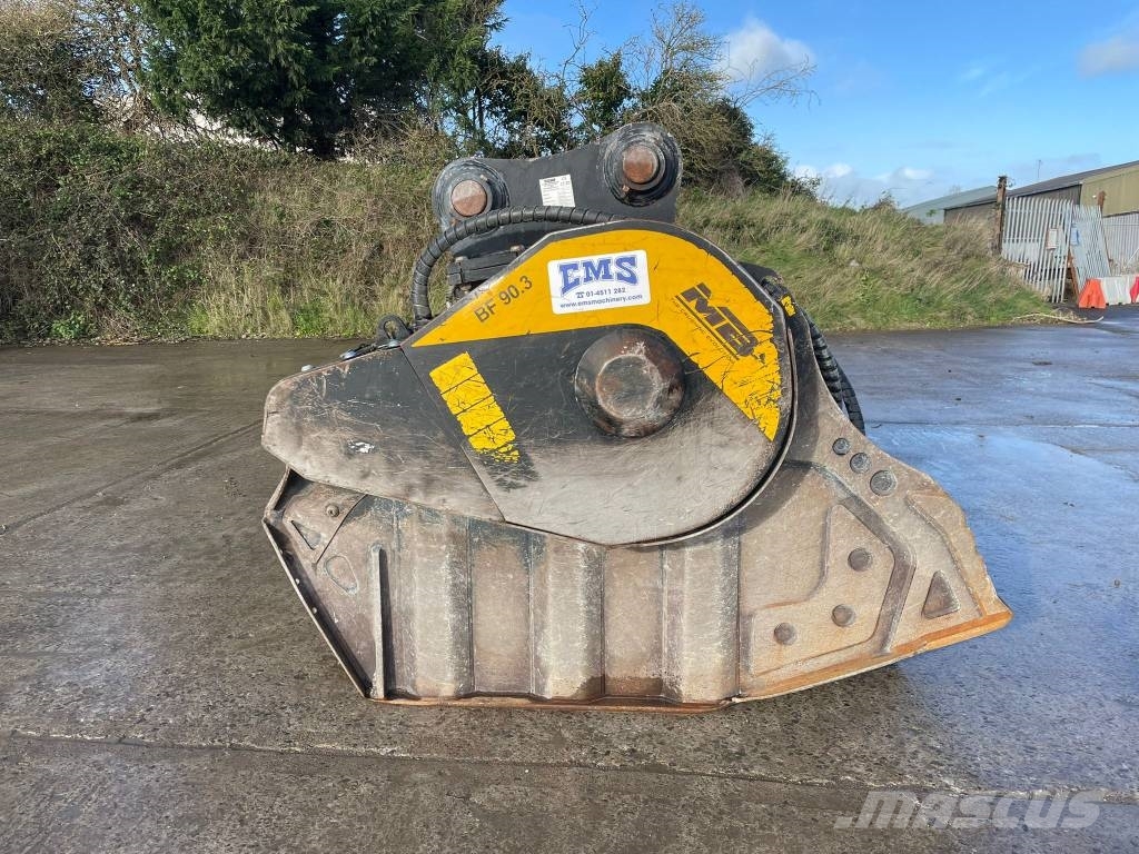 MB Crusher BF 90.3 S4 Baldes de trituração