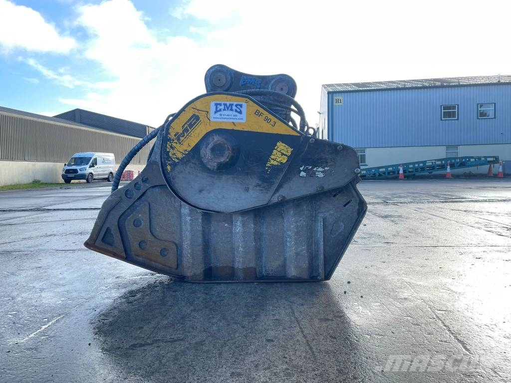 MB Crusher BF 90.3 S4 Baldes de trituração
