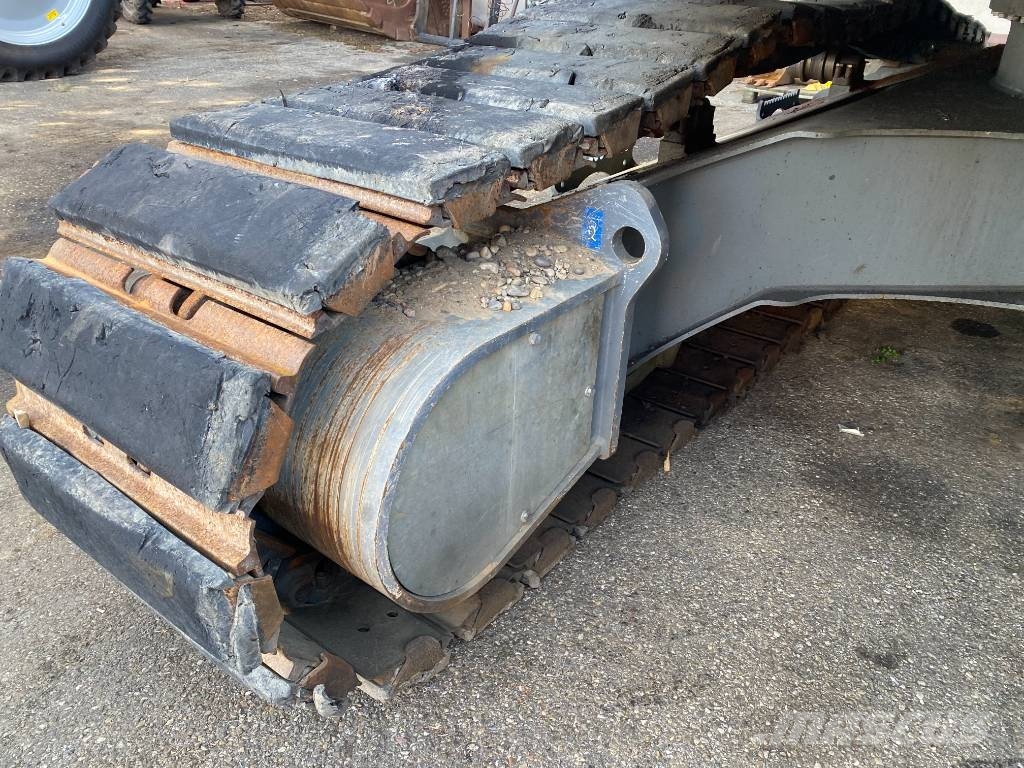 Liebherr R920 COMPACT LC / Certificat CE endommagée Crawler excavators