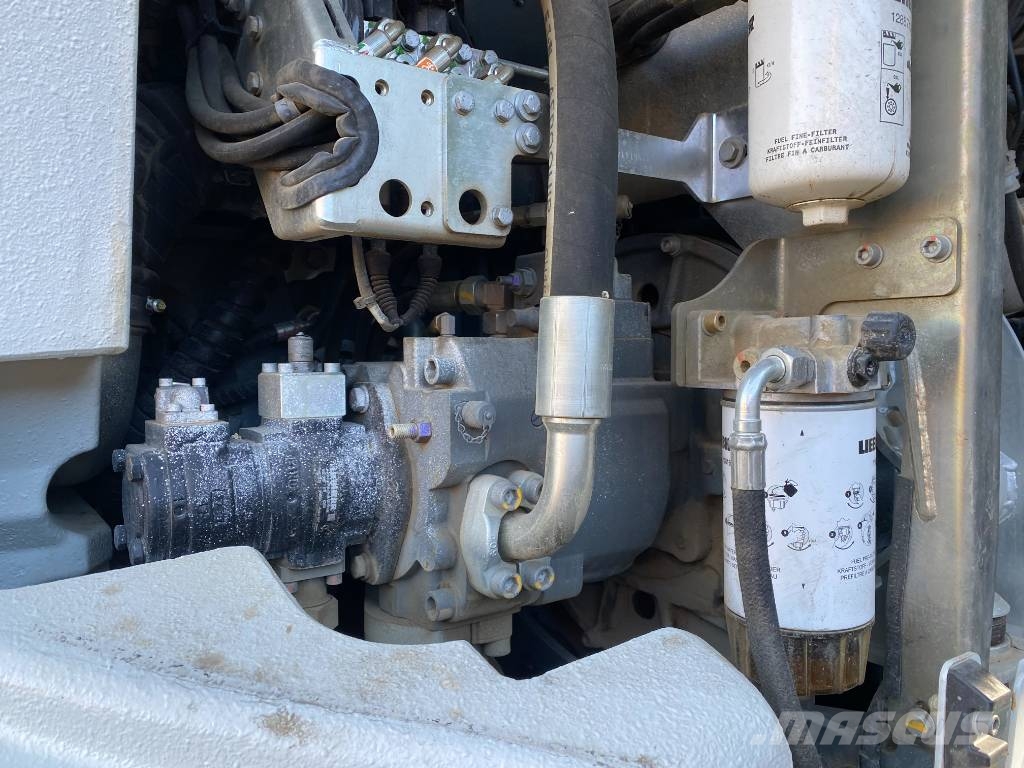 Liebherr R920 COMPACT LC / Certificat CE endommagée Crawler excavators