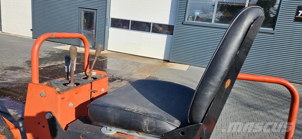 Ditch Witch RT 40 sleuven graafmachine Freze za kopanje jarkov Trenčerji