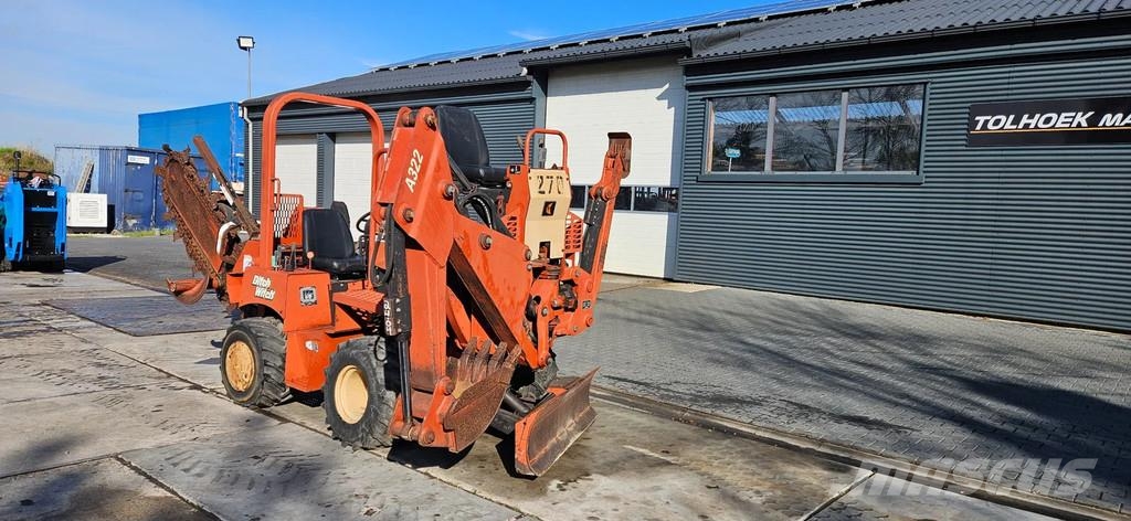 Ditch Witch RT 40 sleuven graafmachine Freze za kopanje jarkov Trenčerji