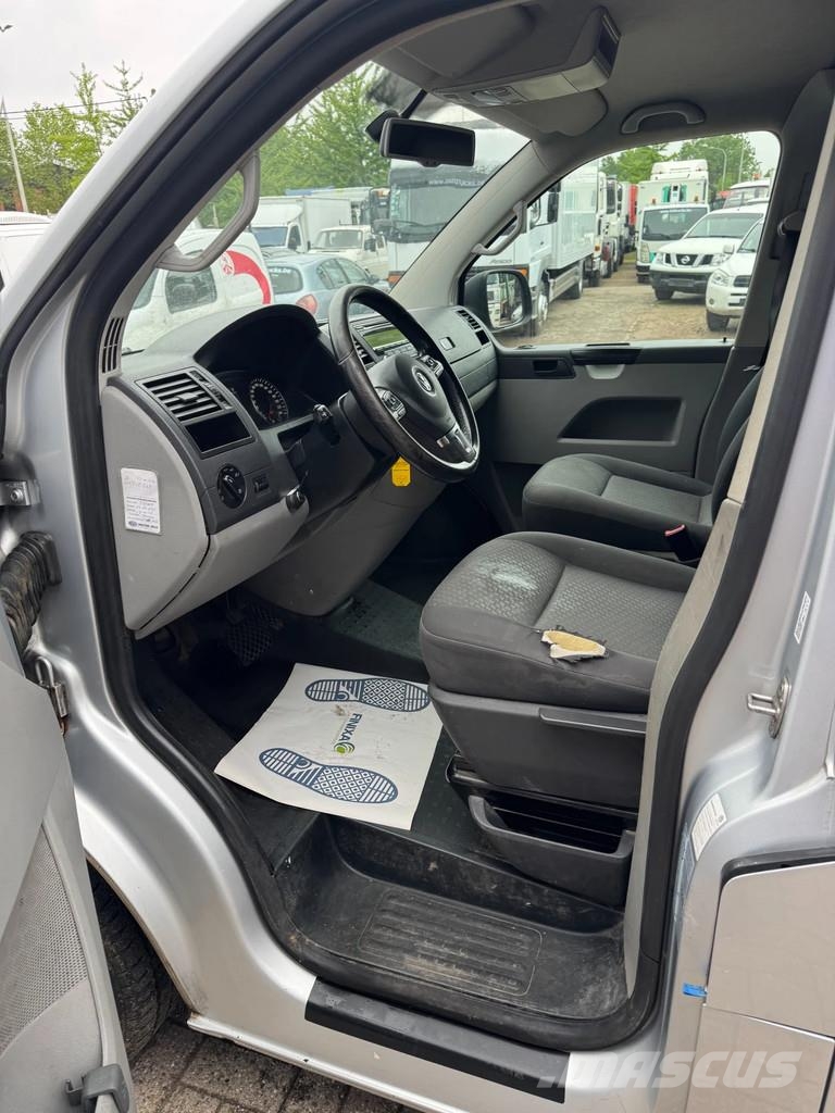 Volkswagen Transporter **AUTOMATIC-AIRCO** Skriňová nadstavba