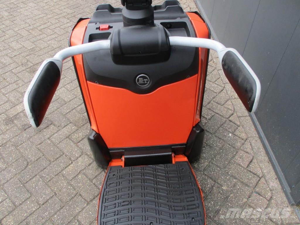 BT LPE200 Low lifter with platform