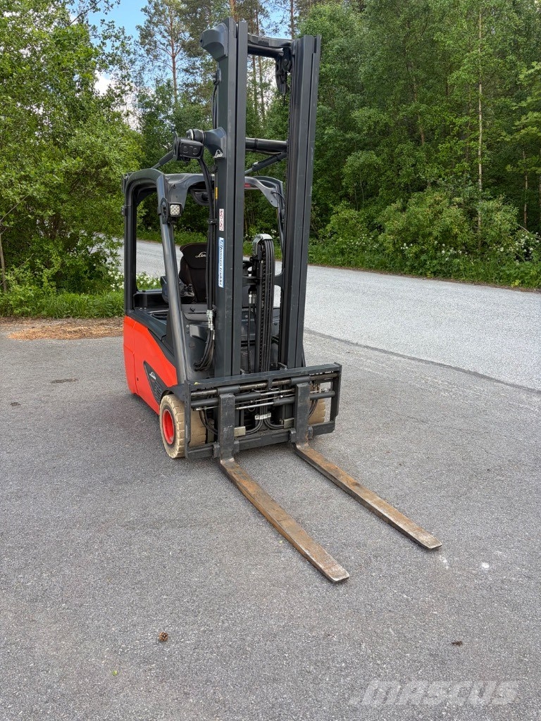 Linde E18-02 Elektriskie autoiekrāvēji