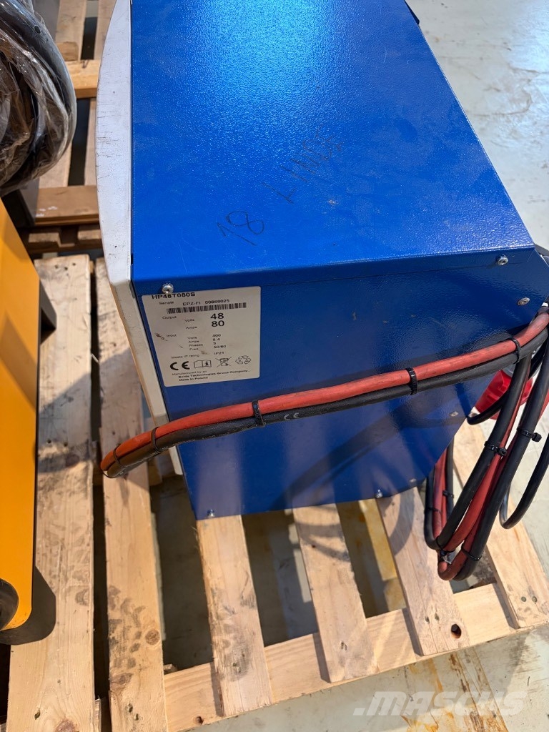 Linde E18-02 Elektriskie autoiekrāvēji