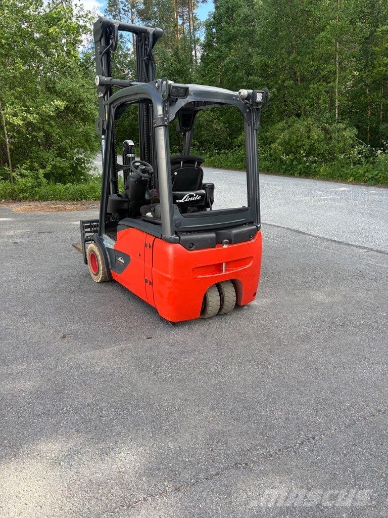 Linde E18-02 Elektriskie autoiekrāvēji