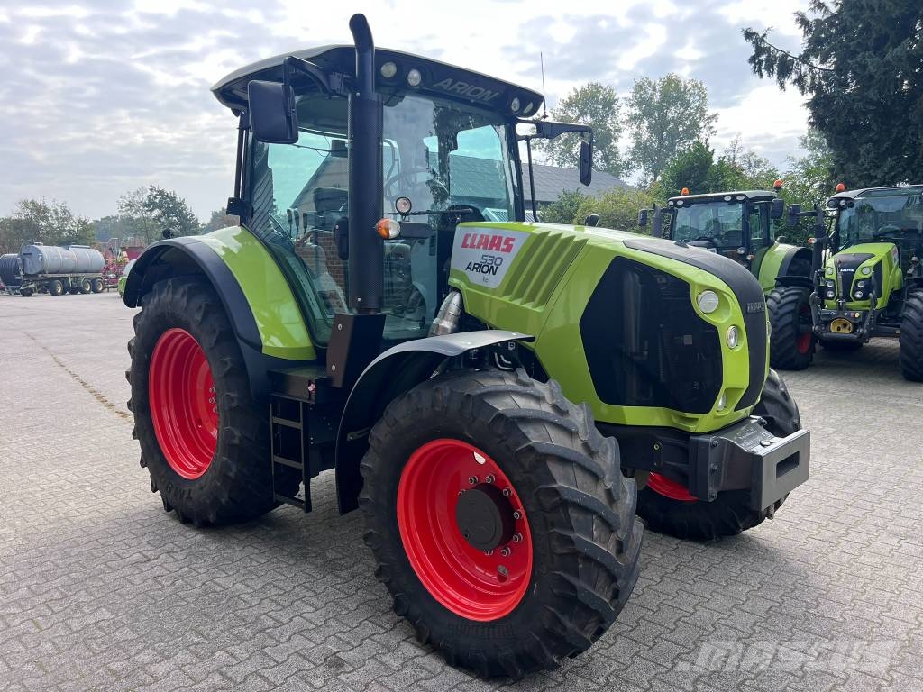 CLAAS Arion 530 CIS Traktory