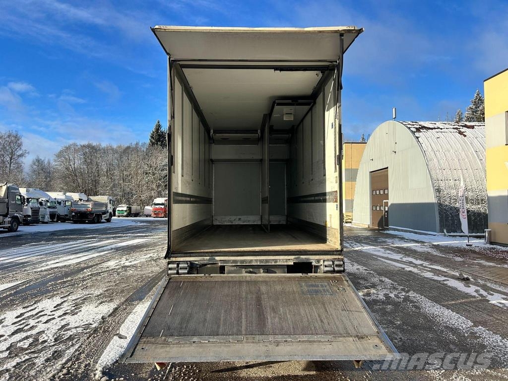 HFR KK18 CARRIER SUPRA 750 MT Temperature controlled trailers