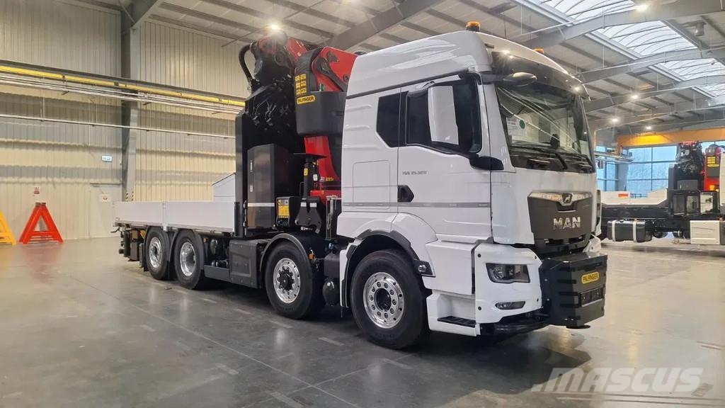 MAN TGS 35.520 MAN TGS 35.520 8X2 PK 92002 8+6 Jib All-Terrain-Krane