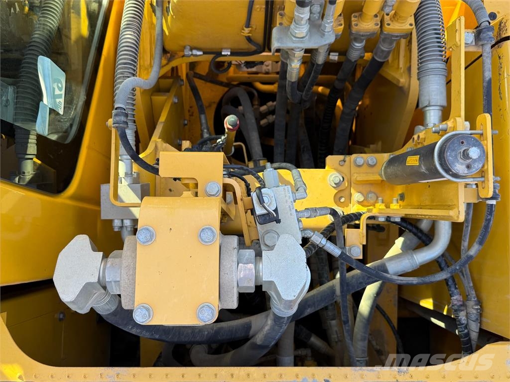 Komatsu PC210 LC-11 Excavadoras sobre orugas