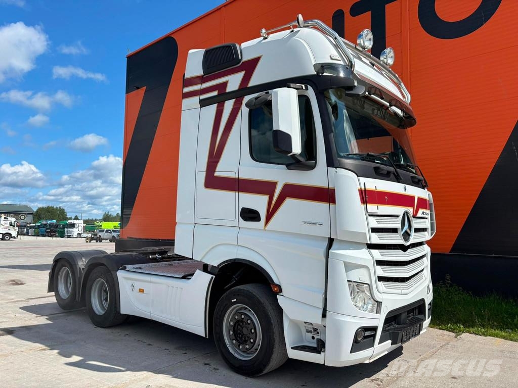 Mercedes-Benz Actros 2653 6x2 RETARDER / HYDRAULICS / GIGASPACE Dragbilar