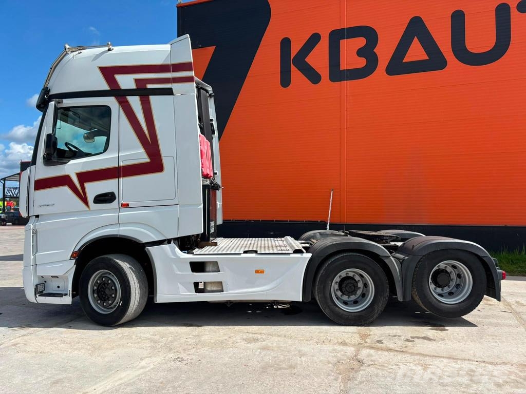 Mercedes-Benz Actros 2653 6x2 RETARDER / HYDRAULICS / GIGASPACE Dragbilar