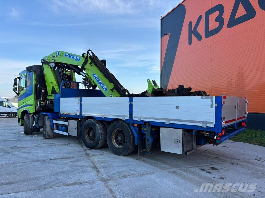 Volvo FH540 8x4/4 + Effer 955 8S 2017 CRANE DAMAGED / Ef Kamioni sa kranom