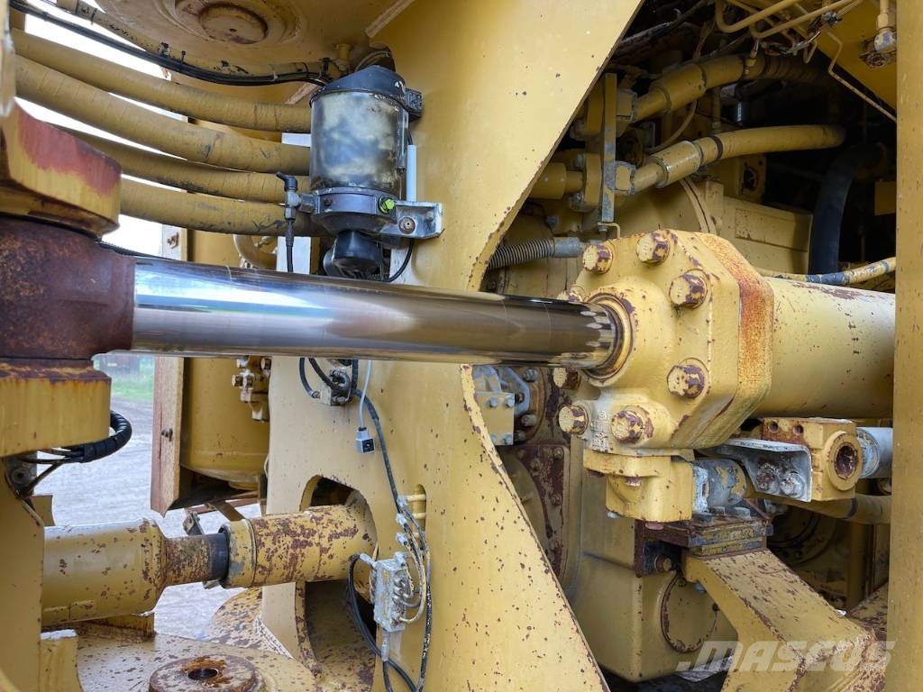 CAT 992 C Φορτωτές με λάστιχα (Τροχοφόροι)