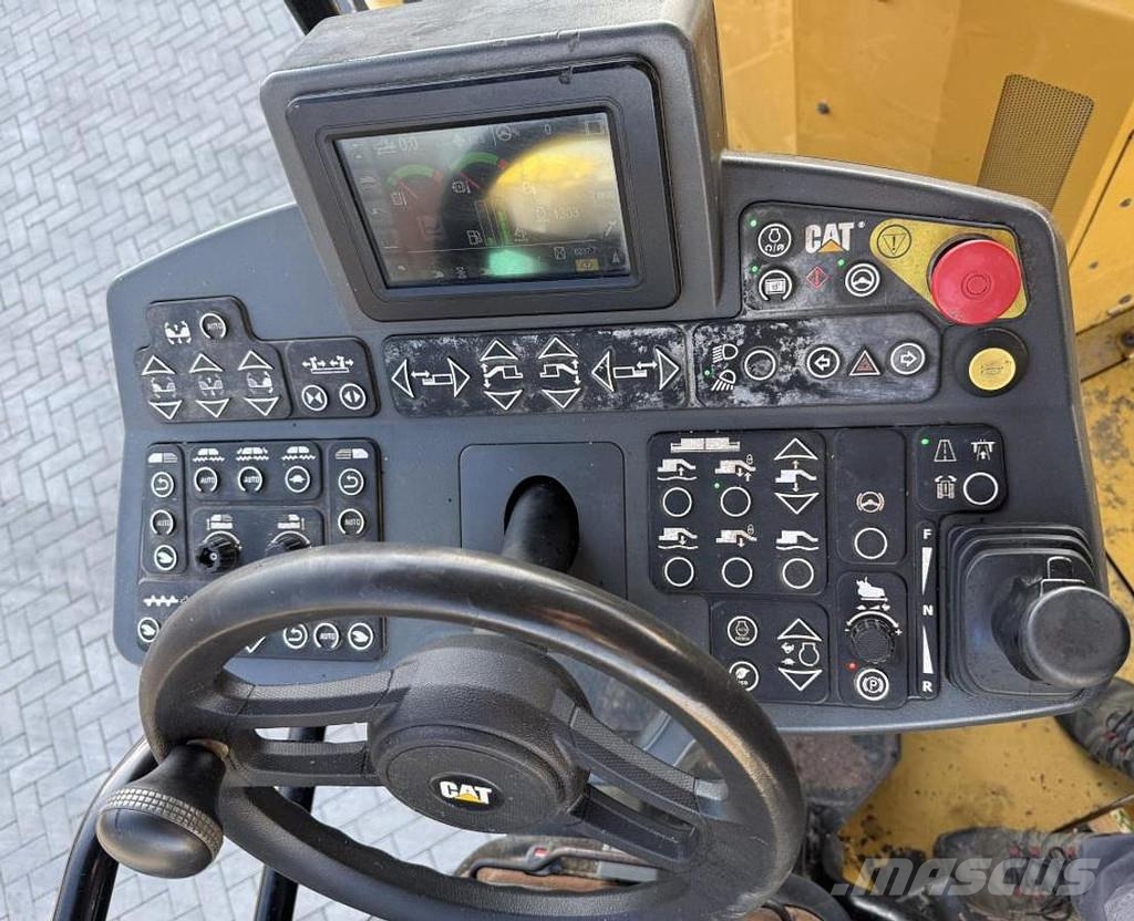 CAT AP 655F Asfaltni finišeri