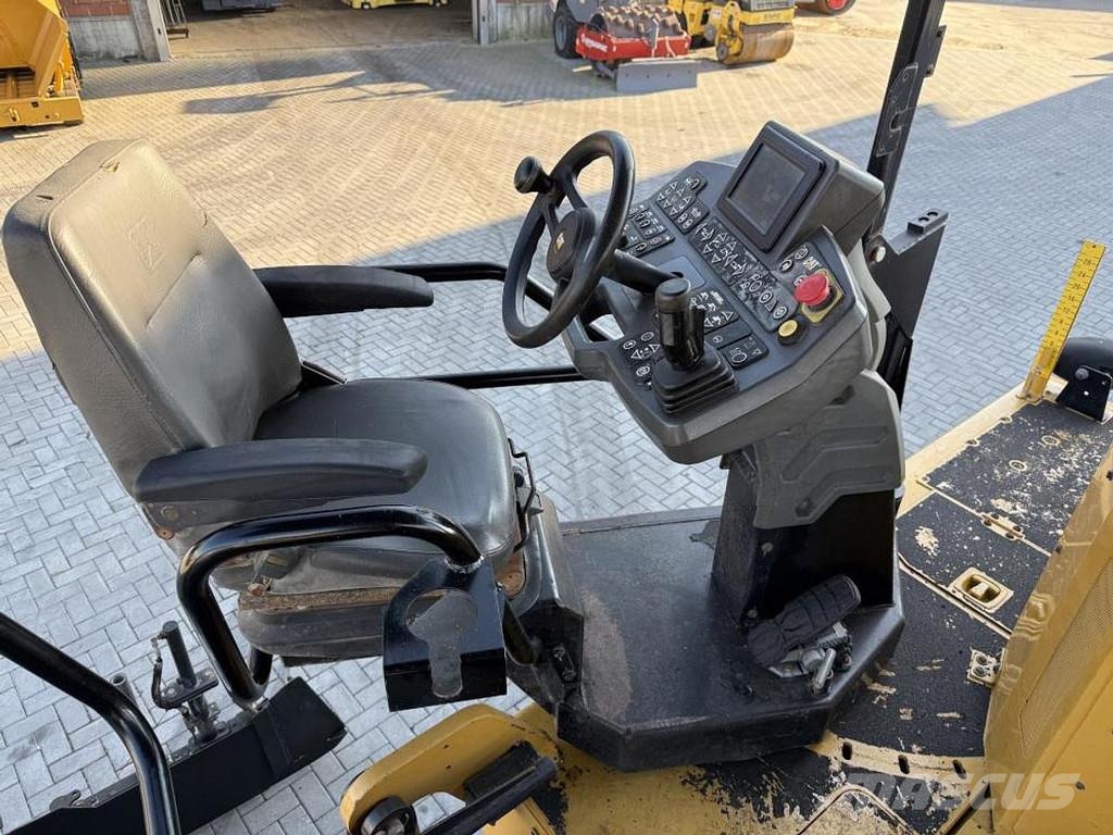 CAT AP 655F Asfaltni finišeri
