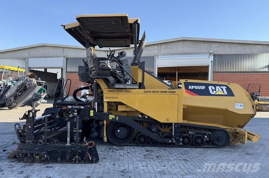 CAT AP 655F Asfaltni finišeri