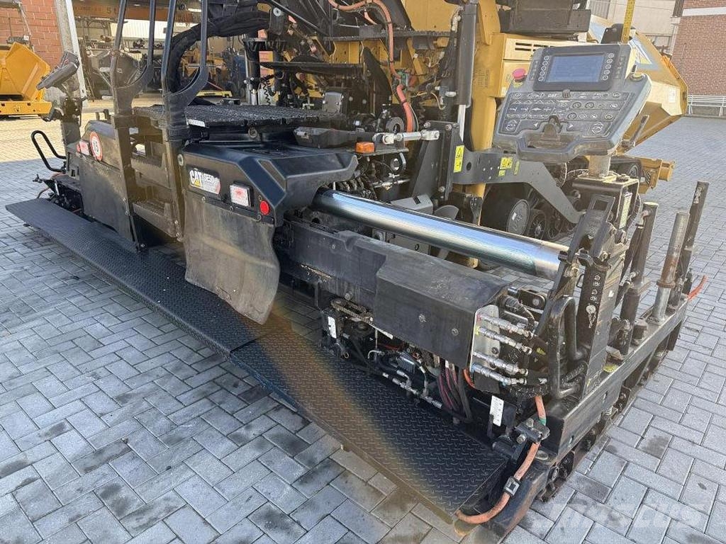 CAT AP 655F Asfaltni finišeri